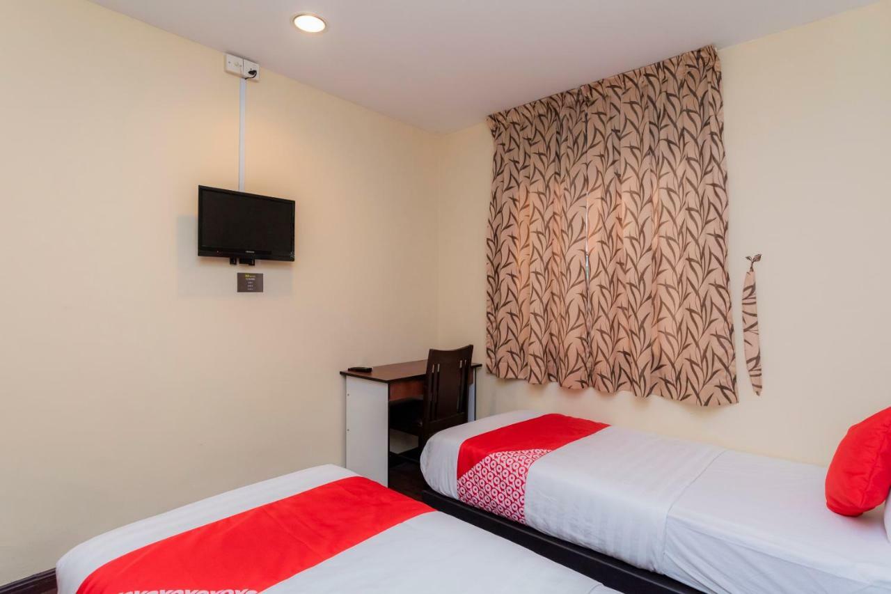 Oyo 44026 98 Hotel Johor Bahru