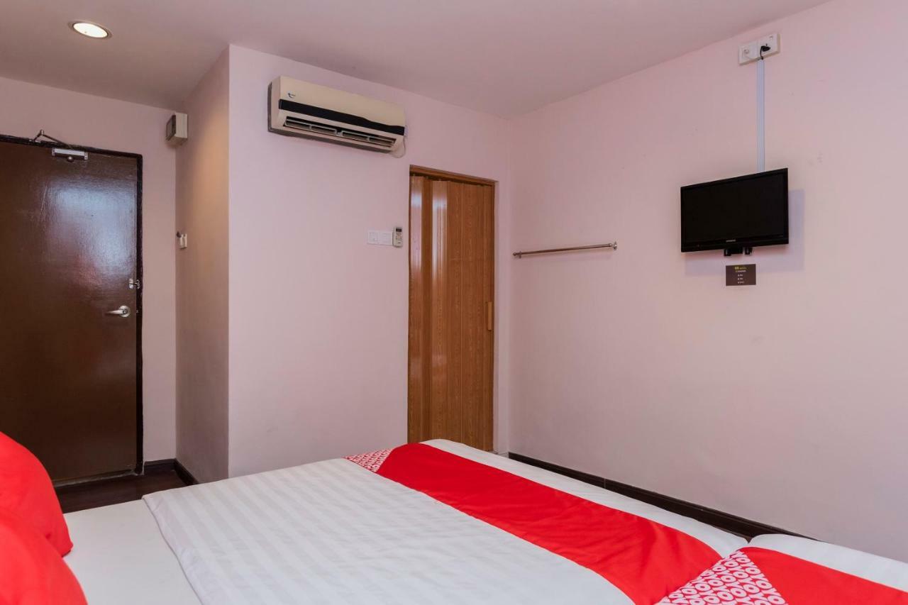 Oyo 44026 98 Johor Bahru
