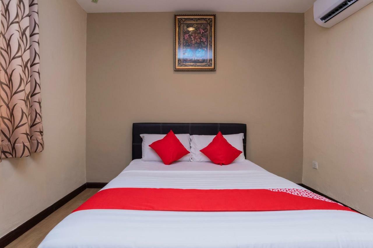 Oyo 44026 98 2* Johor Bahru
